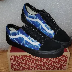 New Vans Old Skool Lightning Bolt Galaxy Shoes Rare Size M 9 W 10.5
