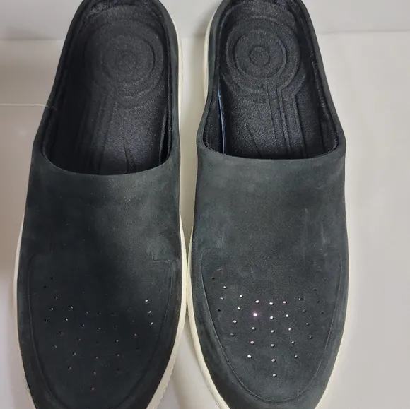 New without box Nike Air Force 1 Lover XX  Black Women Sz. 7 Mule Sneakers