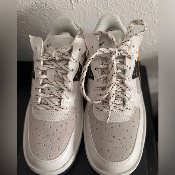 NEW Women’s Air Force Fontanka Sneakers size 7