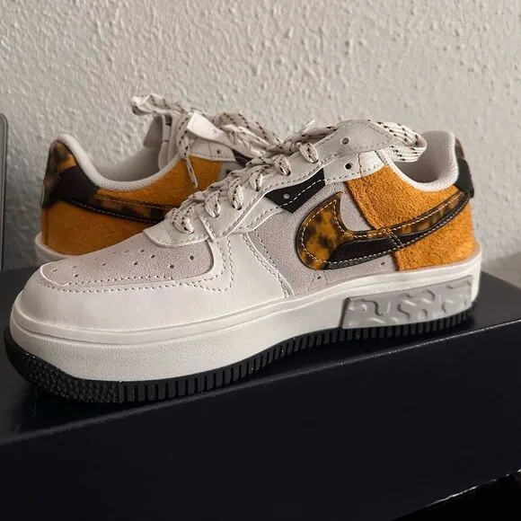 NEW Women’s Air Force Fontanka Sneakers size 7