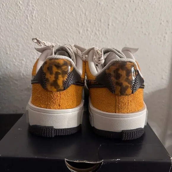 NEW Women’s Air Force Fontanka Sneakers size 7