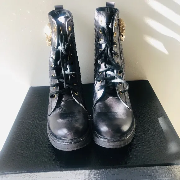 NEW Women’s Philipp plein black boots