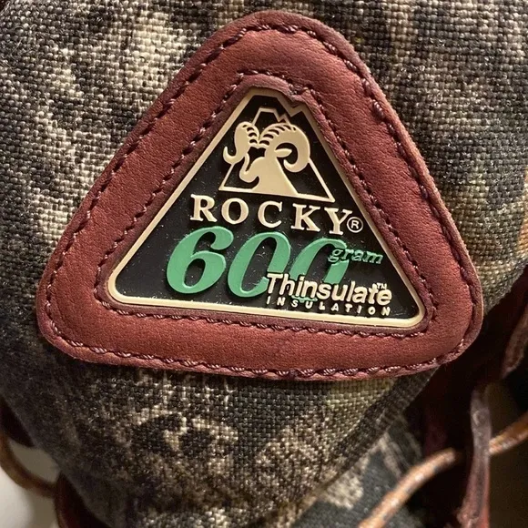 NEW~ROCKY 600~WATERPROOF~THINSULATE/INSULATION~BOOTS~SIZE 12 M~BR