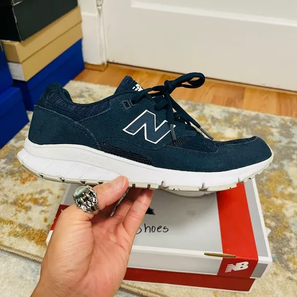 NIB Men’s Size 8.5 (Euro Sz 42) New Balance 530 Vazee Running Shoes Navy &amp; White