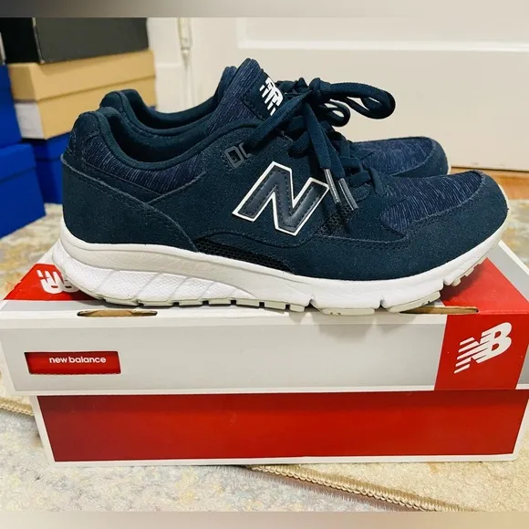 NIB Men’s Size 8.5 (Euro Sz 42) New Balance 530 Vazee Running Shoes Navy &amp; White