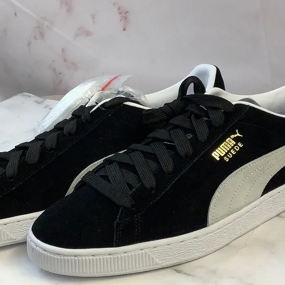 NIB PUMA Sneakers - Men's Suede Classic XXI
