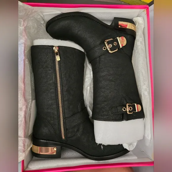 NIB Vince Camuto Winchell Moto Leather Black Boots