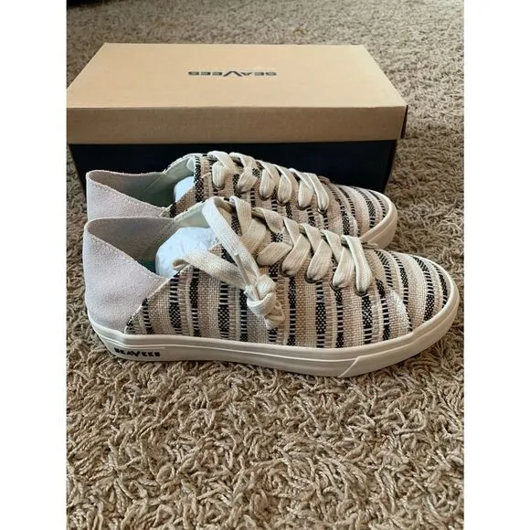 NIB SeaVees Sausalitos sneakers. Size 7.5