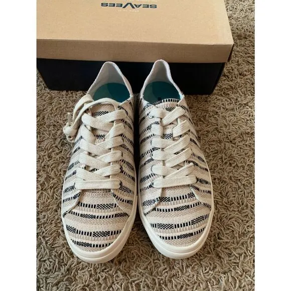 NIB SeaVees Sausalitos sneakers. Size 7.5