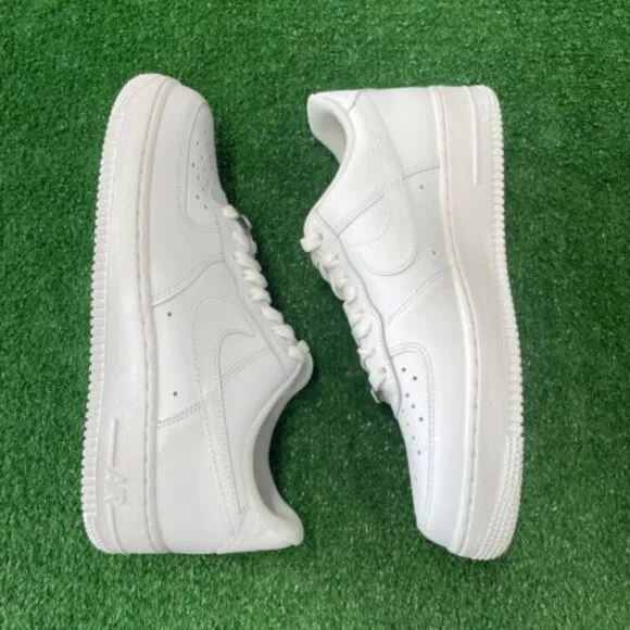 Nike Air Force 1 07 Low Womens Casual Shoes White DD8959-100 VNDS Size 10