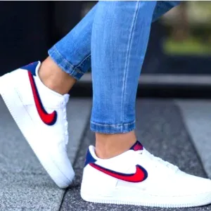 Nike Air Force 1 07 LV8 Chenille Swoosh Size 8.5