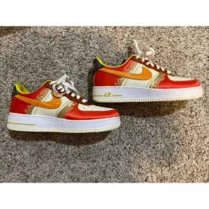 Nike Air Force 1 07 PRM Little Accra Women's Size 7 No Box