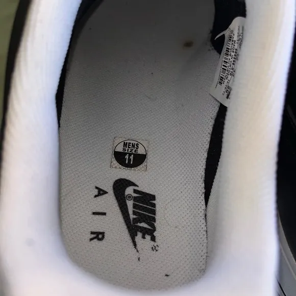 Nike Air Force 1 ‘82’s Men's Black and White Sneakers