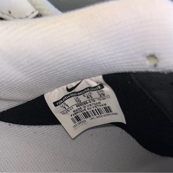 Nike Air Force 1 ‘82’s Men's Black and White Sneakers