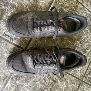 Nike Air Force 1 Gore Tex Black Sneakers Classic Low-Top Design