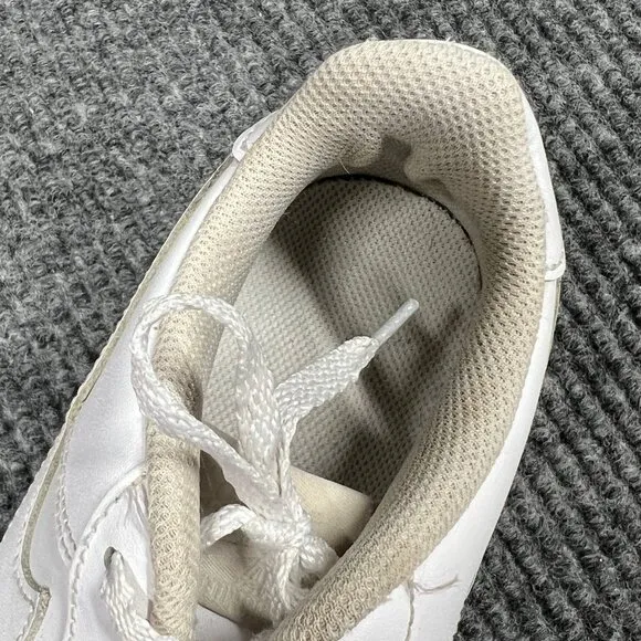 Nike Air Force 1 Kids 6Y White on White Leather Sneakers Low-Top Lace-Up Shoes