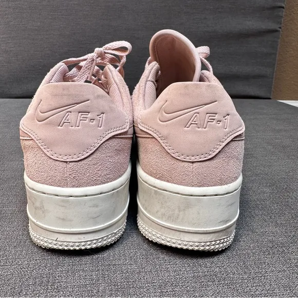 Nike Air Force 1 Low Sage Sneakers
