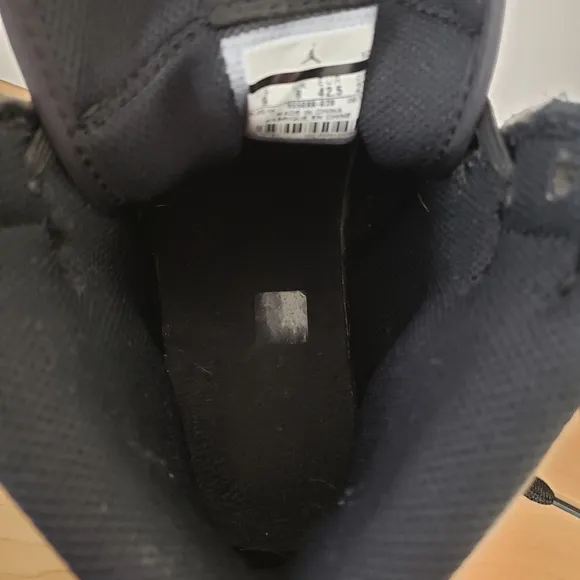 Nike Air Jordan 1 Black Gum High-Top Sneakers