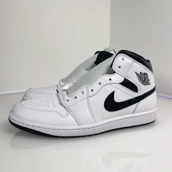 Nike Air Jordan 1 Mid Men Reverse Panda Casual Shoes DQ8426 132 Size 11