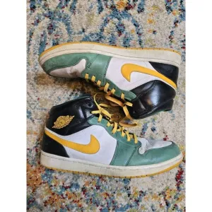 Nike Air Jordan 1 Mid Retro Seattle Super Sonic Green Gold 554724-307 Sz 11.5