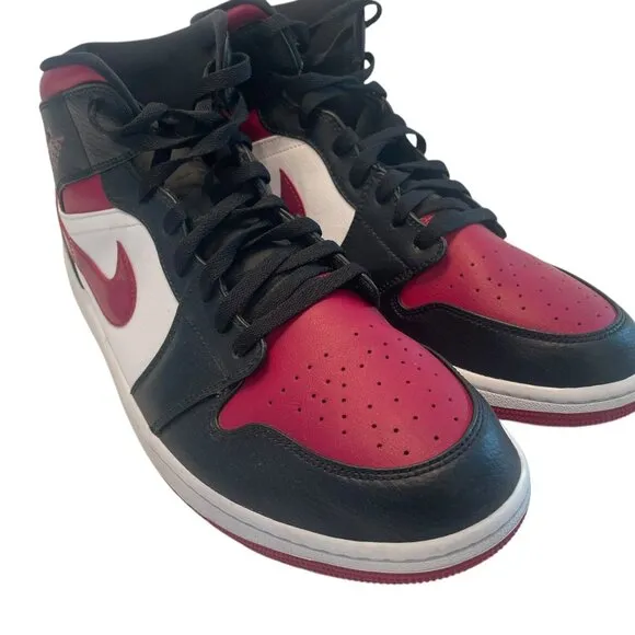 Nike Air Jordan 1 Shoes Mens US 15 Mid Bred Toe Noble Red Black White 554724-066