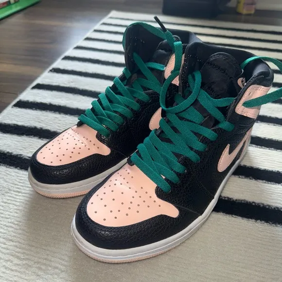 Nike Air Jordan 1 Sneakers in Crimson Tint Colorway
