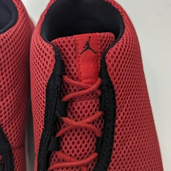 Nike Air‎ Jordan Future Low 3M University Red Men's Size 9.5 Sneakers 718948-600