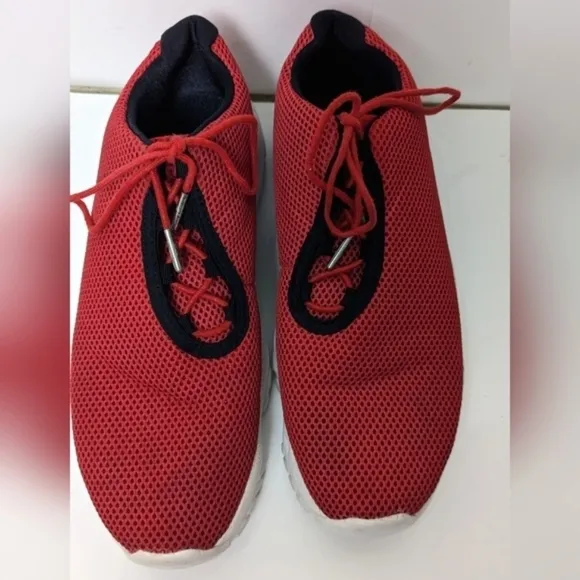 Nike Air‎ Jordan Future Low 3M University Red Men's Size 9.5 Sneakers 718948-600