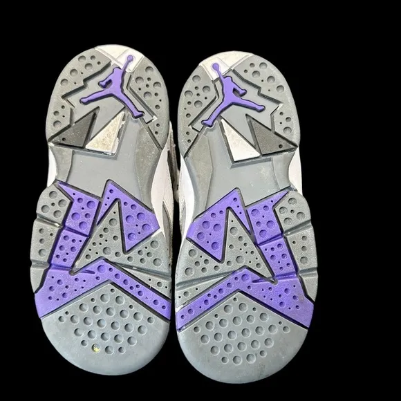 Nike Air Jordan Kids Retro Sneakers White, Flint Gray, Purple Logo Size 8C