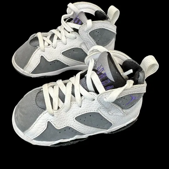 Nike Air Jordan Kids Retro Sneakers White, Flint Gray, Purple Logo Size 8C
