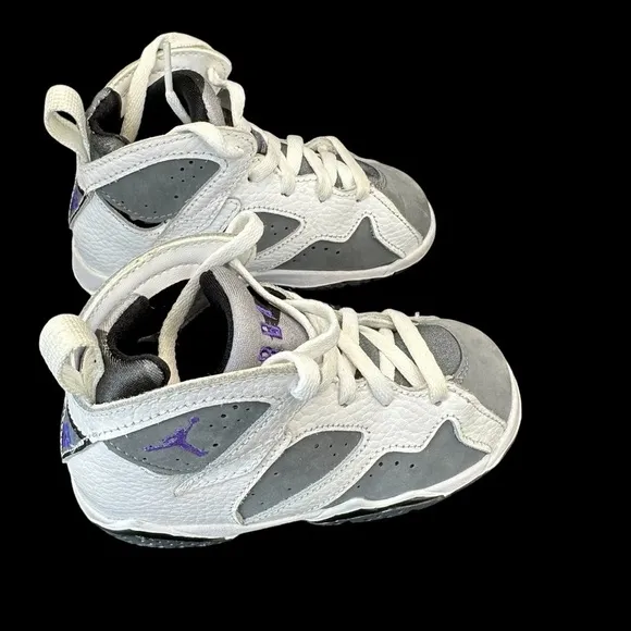 Nike Air Jordan Kids Retro Sneakers White, Flint Gray, Purple Logo Size 8C