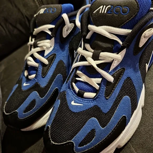 NIKE AIR MAX 200 team royal Sz7Youth