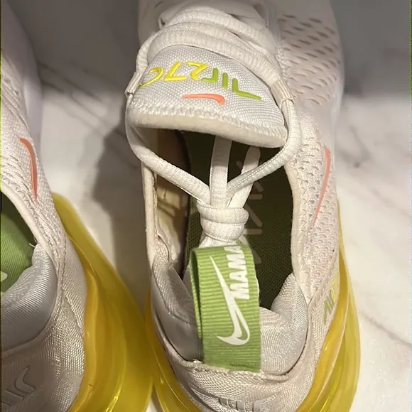 Nike air max 270 mama white yellow sneakers shoes sz 6.  (E1)