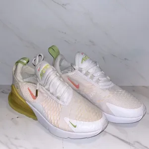 Nike air max 270 mama white yellow sneakers shoes sz 6.  (E1)