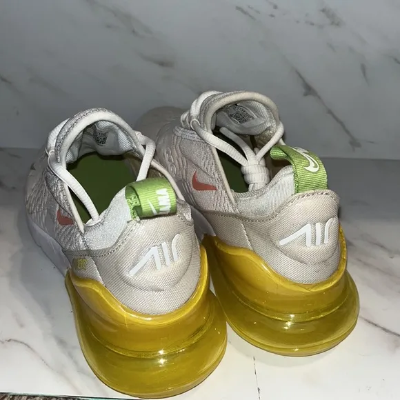Nike air max 270 mama white yellow sneakers shoes sz 6.  (E1)