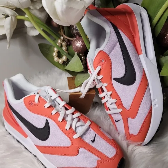 Nike Air Max DawnWomen's Shoes size7 new