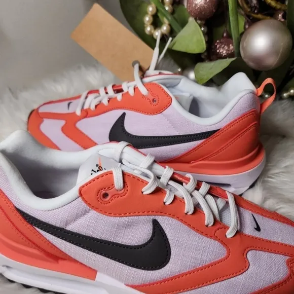 Nike Air Max DawnWomen's Shoes size7 new
