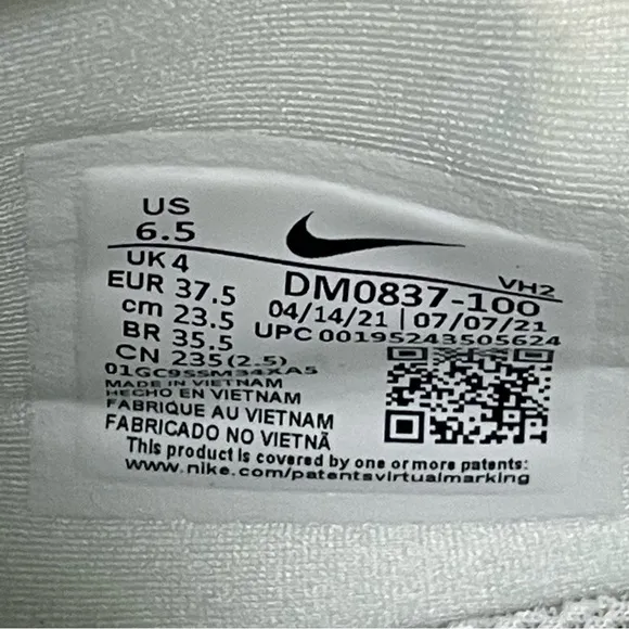Nike Air Max EXCEE Running Shoes Natural White Rose Gold Women’s Sz 6.5 NEW.