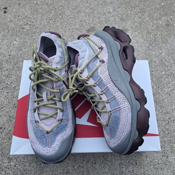 Nike Air Max Fkynit Venture  Sneaker Women Size 9