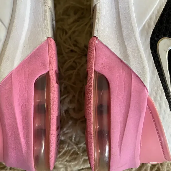 Nike Air Max Motion 2, children youth Girls Shoes, size 3Y.