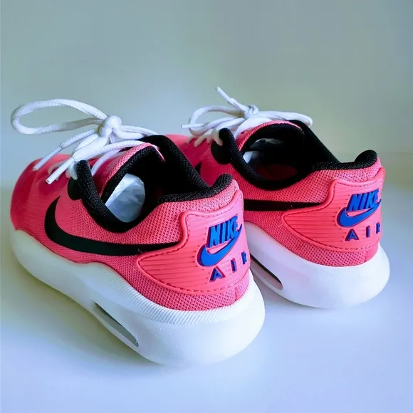 NIKE AIR MAX OKETO Pink Blast Girls Big Kid