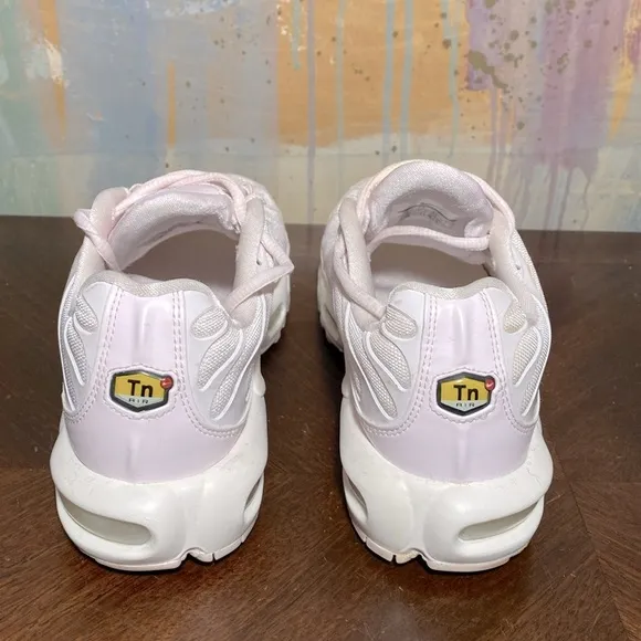 Nike Air Max Plus TN SE ‘Pale Pink’ Women’s size 10