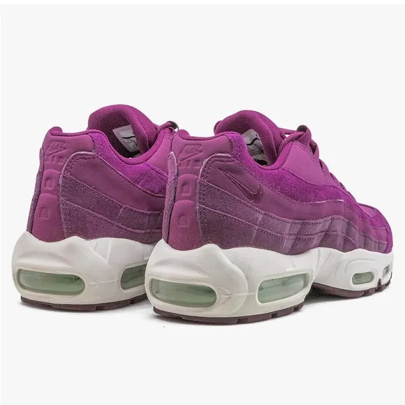 Nike Air Max Premium 95 berry color athletic sneakers style 807443-602