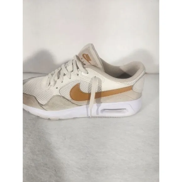NIKE Air Max SC Phantom/Gold Suede-Sanddrift Women’s Size 9.5 CW4554 004