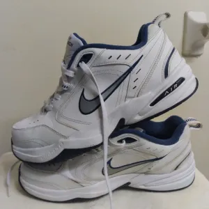 Nike Air Monarch Men's White and Blue Sneakers sz 11 wide 416355-102