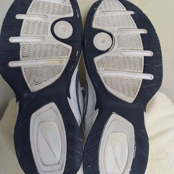 Nike Air Monarch Men's White and Blue Sneakers sz 11 wide 416355-102