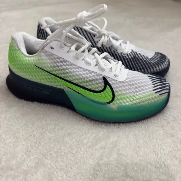 Nike Air Zoom Vapor 11 Tennis Shoes White/Green Size 6 Men  Performance no box