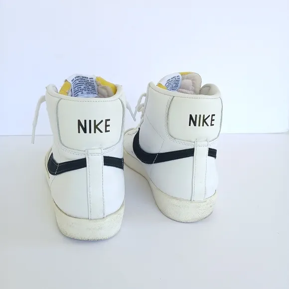 Nike Blazer '77 Hightop Sneakers Mens Size 8
