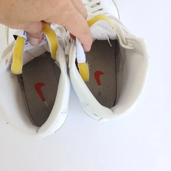 Nike Blazer '77 Hightop Sneakers Mens Size 8