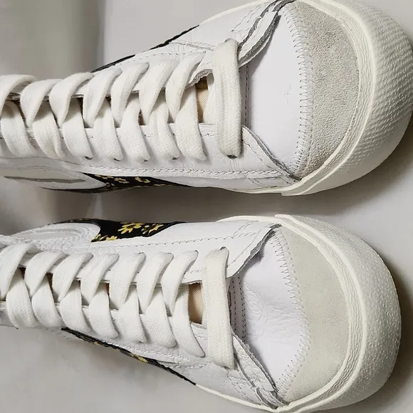 Nike Blazer '77 Jumbo Mid Sunflower Floral Hightop sneakers (m size 9)